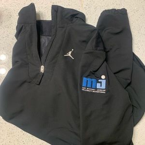 vintage micheal jordan zip up!